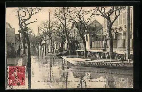 AK Joinville-le-Pont, Inondations 1910, L`Avenue Joyeuse submergée