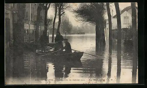 AK Bry-sur-Marne, Inondations 1910, Rue de Neuilly