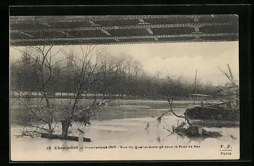 AK Champigny, Inondations 1910, Vue du Quai