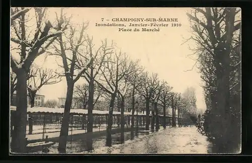 AK Champigny-sur-Marne, Inondations 1910, Place du Marché