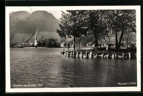 AK Kufstein, Ansicht Wachsee mit eingezäunter Insel