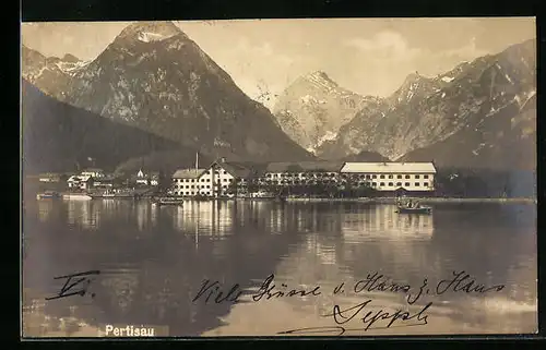 AK Pertisau, Blick auf Siedlung vom Wasser aus