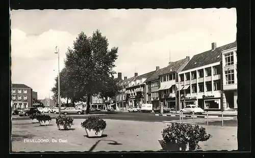 AK Emmeloord, De Deel, Strassenpartie mit Geschäften