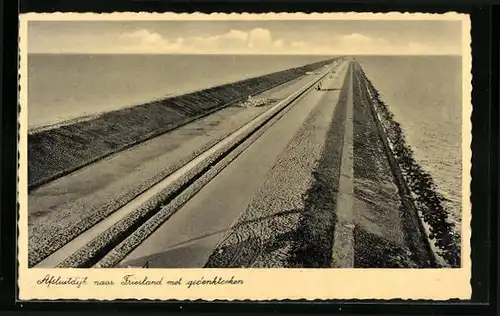 AK Afsluitdijk naar Friesland, met gedenkteeken