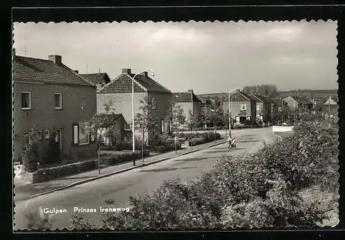 AK Gulpen, Prinses Ireneweg mit Radfahrern