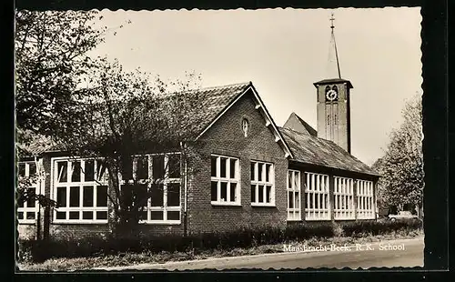 AK Maasbracht /Beek, Ansicht R.K. School
