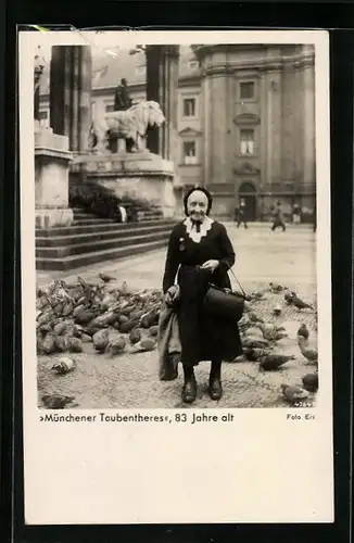 AK München, Münchener Charakterkopf Taubentheres, 83 Jahre alt