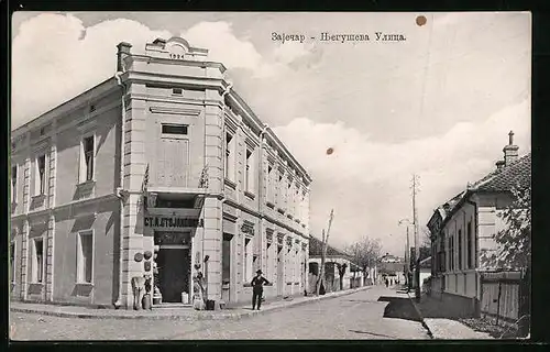 AK Zajecar, Strassenpartie mit Hotel