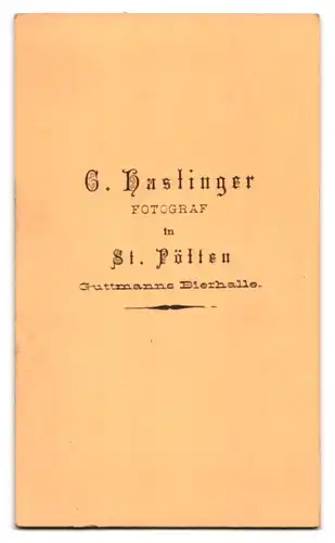 Fotografie G. Hastinger, St. Pölten, Portrait junge Nonne im Habit