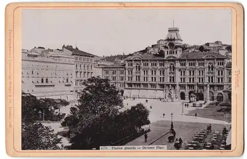 Fotografie Stengel & Co., Dresden, Ansicht Triest, Piazza grande, grosser Platz