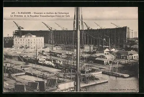 AK St. Nazaire, Hafenpartie während der Bauphase des Passagierschiffes France