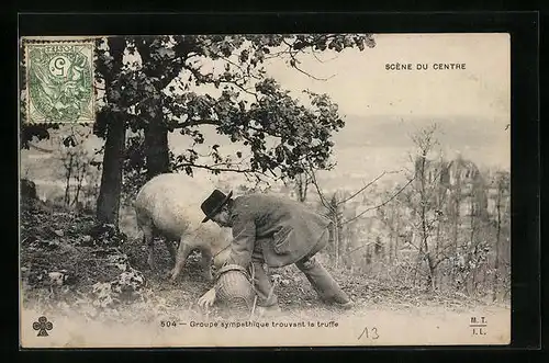 AK Mann mit fündig gewordenem Trüffelschwein