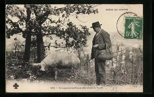 AK Mann mit Trüffelschwein an der Leine