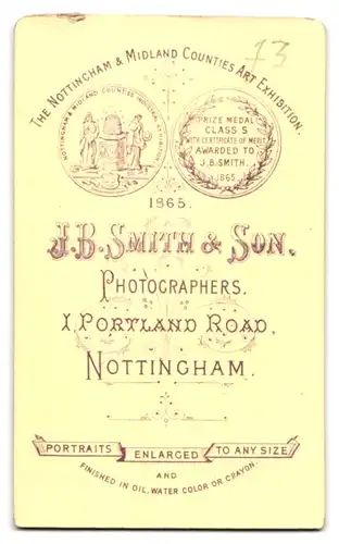 Fotografie J. B. Smith & Son, Nottingham, Portland Road 1, junger Küster im Gewand mit aufgeschlagender Bibel