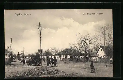 AK Cuprija, Zar Ferdinandstrasse mit Soldaten und Ochsengespann