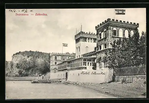AK Zelenika, Uferpartie mit Hotel