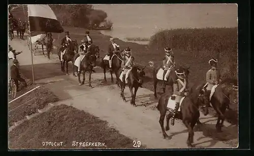 Foto-AK Streefkerk, Reiter in Kavalleriekostümen