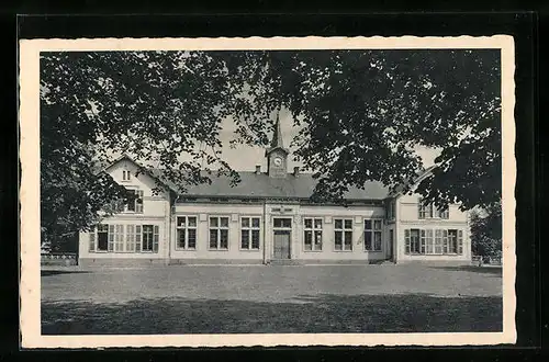AK Wallerfangen /Saar, Frontalansicht vom Rathaus