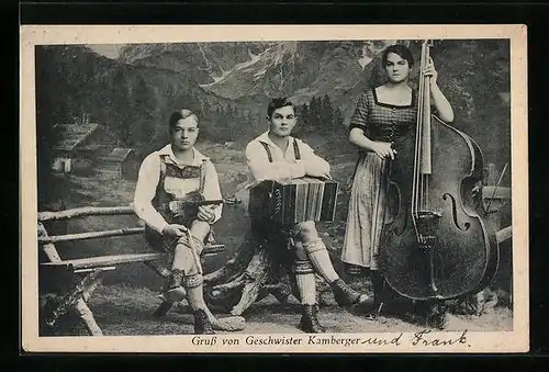 AK Geschwister Kamberger mit ihren Instrumenten