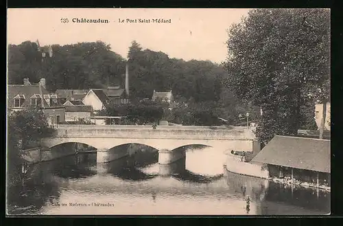 AK Chateaudun, Le Pont Saint-Medard