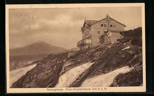 AK Prinz Heinrich-Baude im Riesengebirge, am Hang unter der Baude