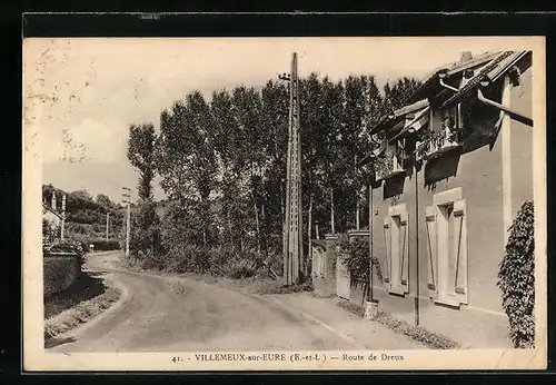 AK Villemeux-sur-Eure, Route de Dreux