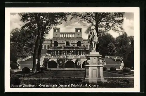 AK Potsdam, Schloss Sanssouci, Orangerie mit Denkmal Friedrichs d. Grossen