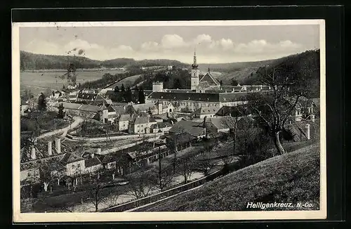 AK Heiligenkreuz, Totale von der Bergwiese gesehen