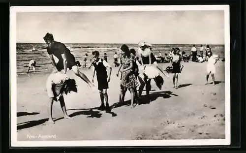 AK Nes / Ameland, Badegäste am Strand