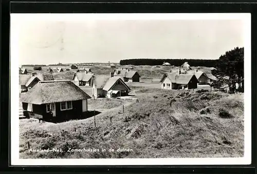 AK Nes / Ameland, Zomerhuisjes in de duinen