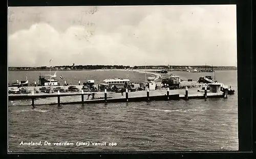 AK Ameland, De veerdam pier vanuit zee