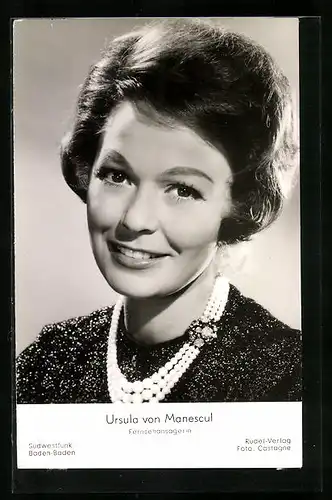 AK Schauspielerin Ursula von Manescul, Portrait der Fernsehansagerin