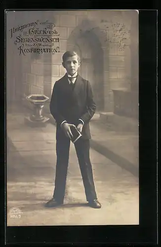 Foto-AK R & K / L: Junger Mann im Anzug mit Segenswünschen zur Konfirmation