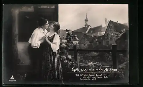 Foto-AK Photochemie Berlin Nr. 5189-1: Ach, wie ist's möglich dann, Liebespaar in Tracht vor einer Ortskulisse