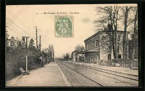 AK Ris-Orangis, Partie am Bahnhof