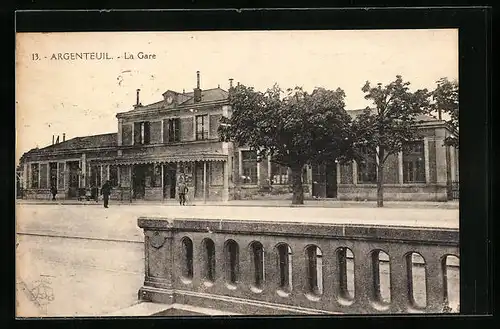 AK Argenteuil, la Gare