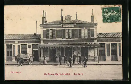 AK Dreux, La Gare, facade