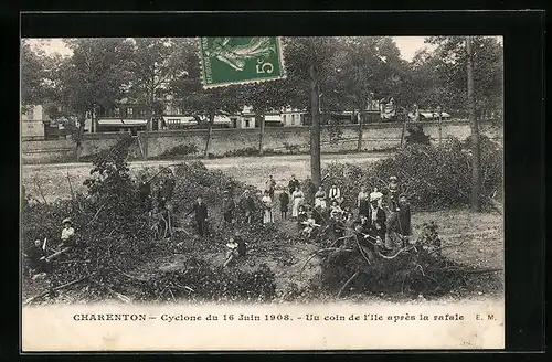AK Charenton, Cyclone 1908, un coin de l'Ile après la rafale