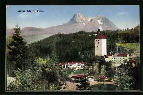 AK Maria Stein in Tirol, Siedlung am Waldrand, Blick auf den Turm