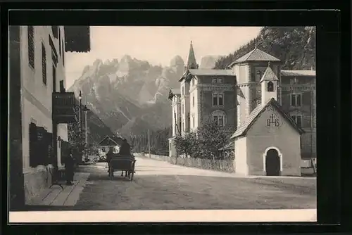 AK Landro, Strassenpartie mit Kirche und Monte Cristallo