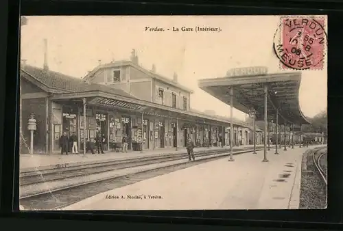 AK Verdun, La Gare (Interieur)