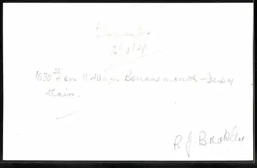 Fotografie unbekannter Fotograf, Ansicht Gloucester, Eisenbahn Gross Britannien, Dampflok Nr. 1030, Zug im Bahnhof