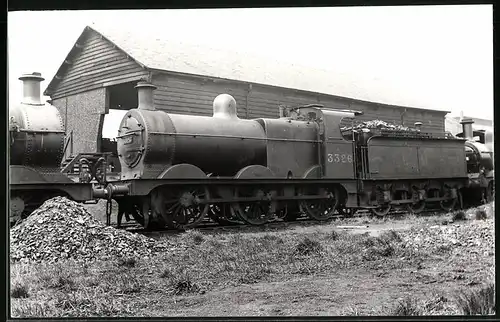 Fotografie Eisenbahn Gross Britannien, Dampflok Nr. 3326, LMS Tender-Lokomotive