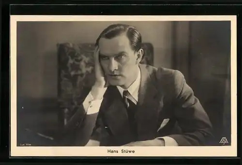 AK Schauspieler Hans Stüwe in einer Filmszene