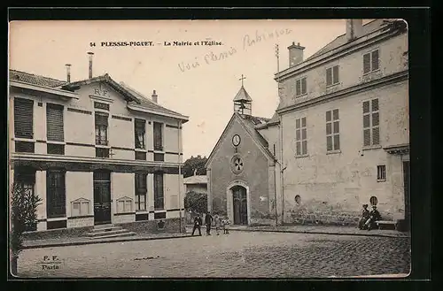 AK Plessis-Piquet, La Mairie et l`Eglise