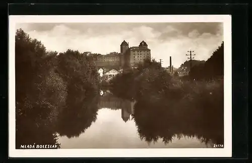 AK Mladá Boleslav, Schloss vom Wasser aus