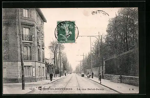 AK Becon-les-Bruyeres, La Rue Saint-Denis
