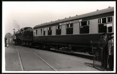 Fotografie T. J. Edgington, Ansicht Swindon, Eisenbahn Gross Britannien, Dampflok Nr. 40454, Zug The East Midlander