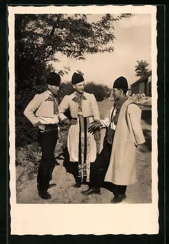 AK Moravské kroie - Chlabci z Hluku u Uh, Ostrohu