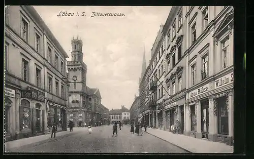 AK Löbau, Zittauer Strasse mit Geschäft Anna Rähse